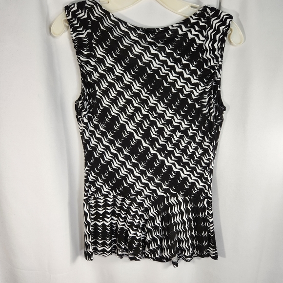 Ann Taylor Black & White Drape Neck Sleeveless Top Size XSmall - Picture 5 of 8